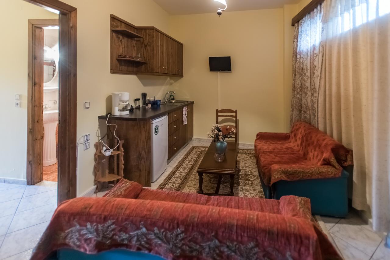 Elatos Rooms Mikrón Khoríon 外观 照片